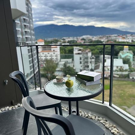 New & Cozy 2 Bedroom @ The Astra Sky River צ'יאנג מאי מראה חיצוני תמונה
